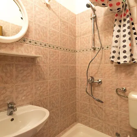 2 Bedroom Stunning In